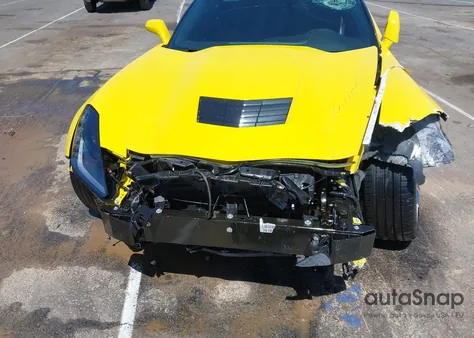 2016 Chevrolet Corvette Stingray из США, поврежденный, VIN 1G1YB2D77G5111974